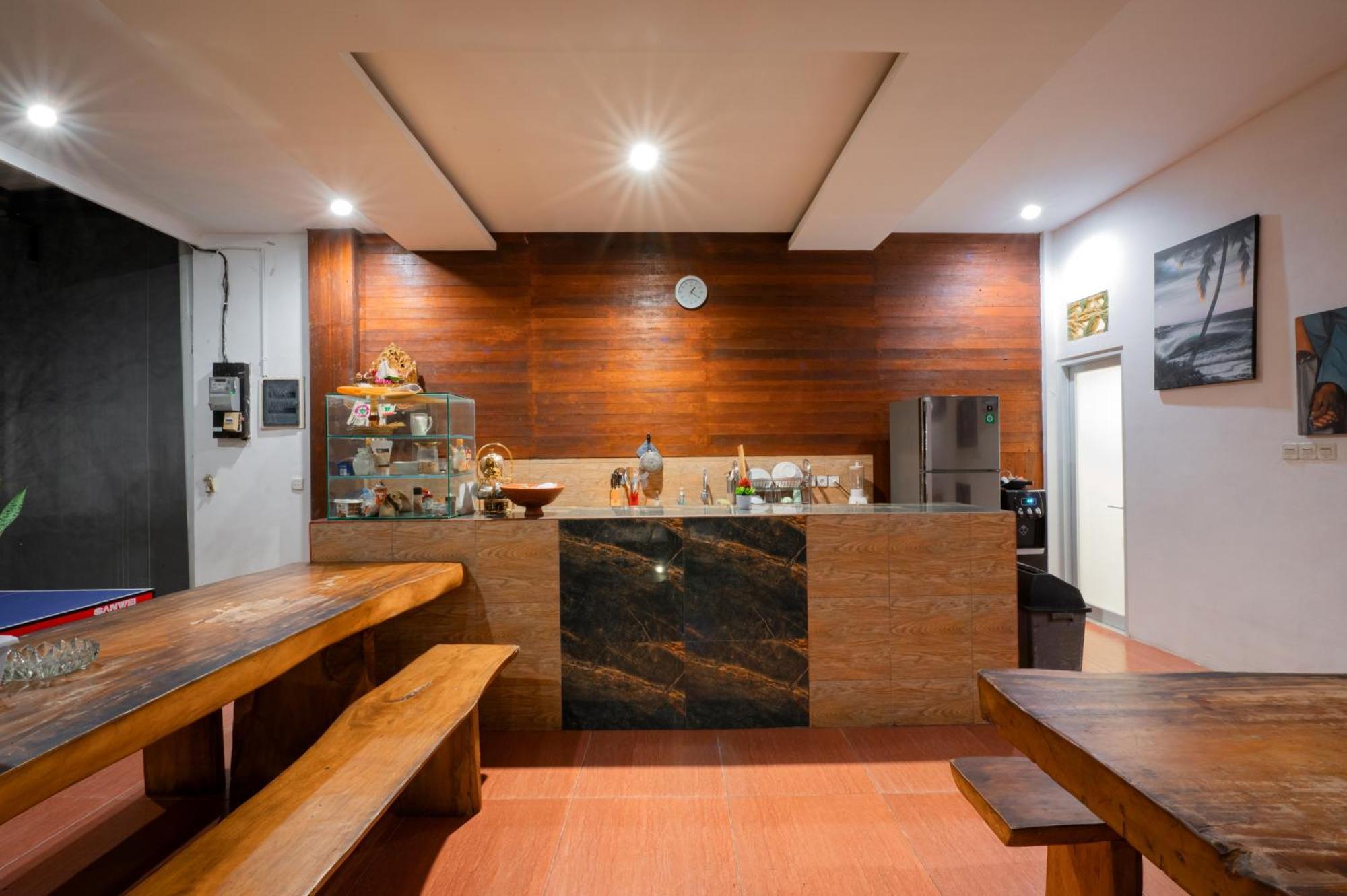 Asri Guesthouse Canggu Exterior foto